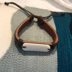 NWOT Leather bracelet. Unisex